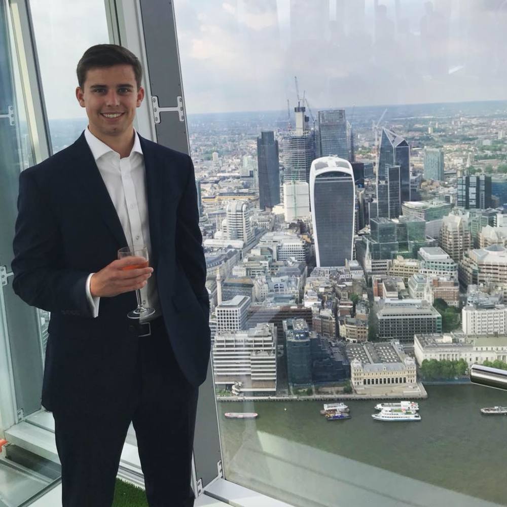 Meet your Posher, Zachary